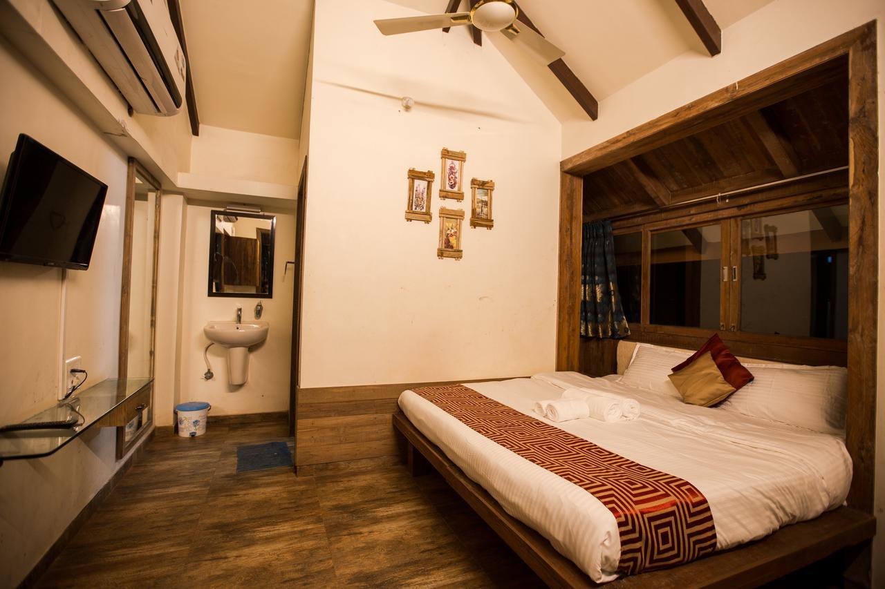 Kaular Atithis Grand Kokan Resort ガンパティプール エクステリア 写真